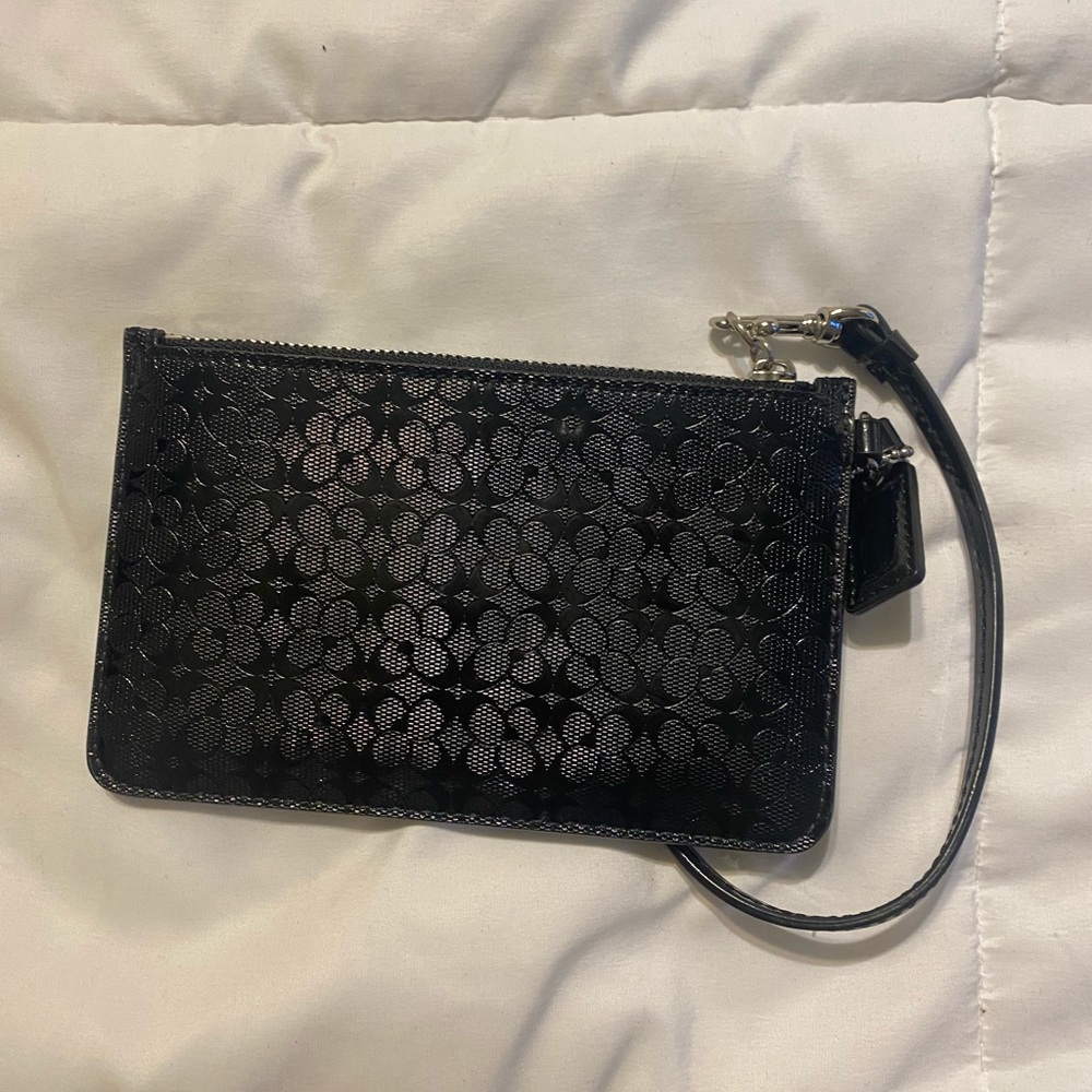 COACH Women’s Black Clutch/Wristlet - Picture 4 of 6